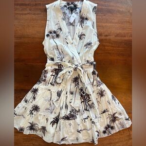 NWT Banana Republic Womens Sleeveless Wrap Dress Cream Safari Print Size M